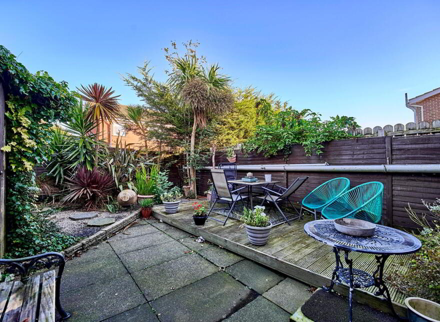 8 Hillside Gardens, Bangor, BT19 6SJ