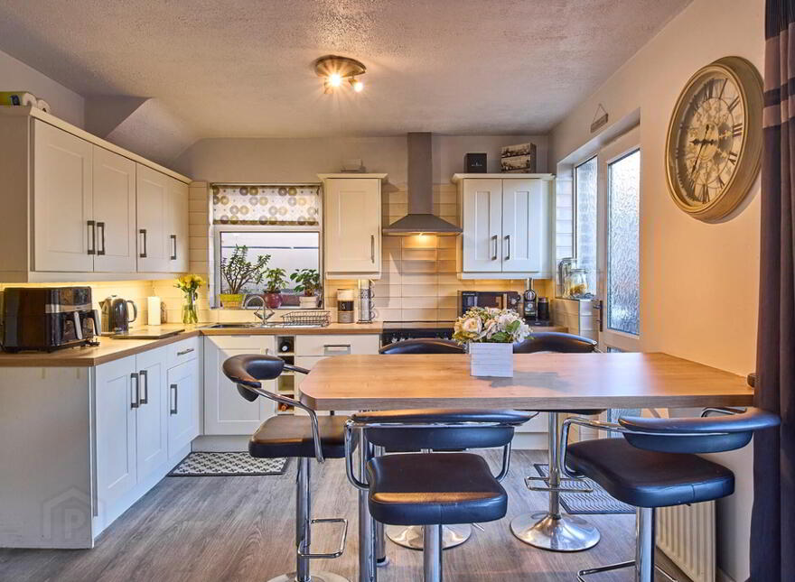 8 Hillside Gardens, Bangor, BT19 6SJ