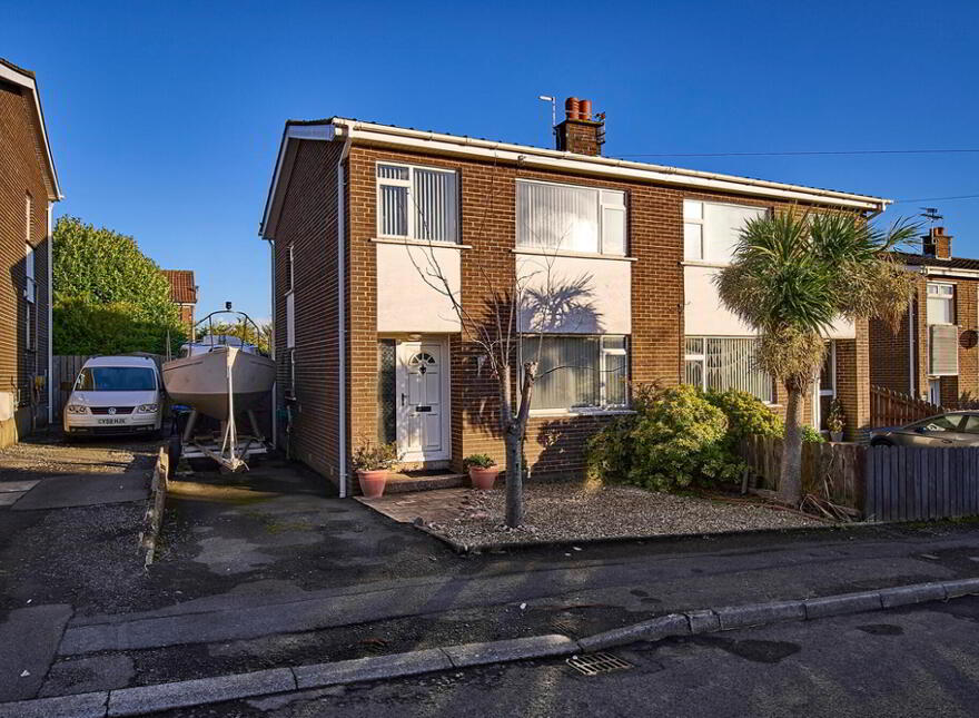 8 Hillside Gardens, Bangor, BT19 6SJ