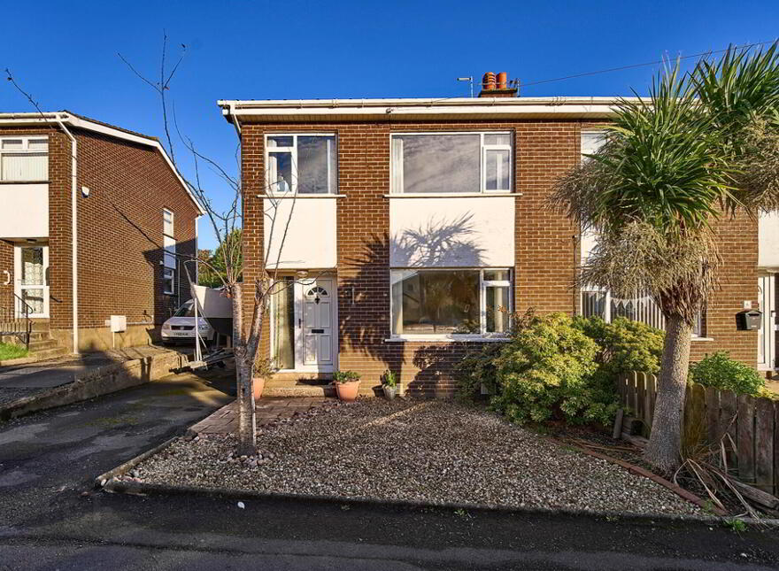 8 Hillside Gardens, Bangor, BT19 6SJ