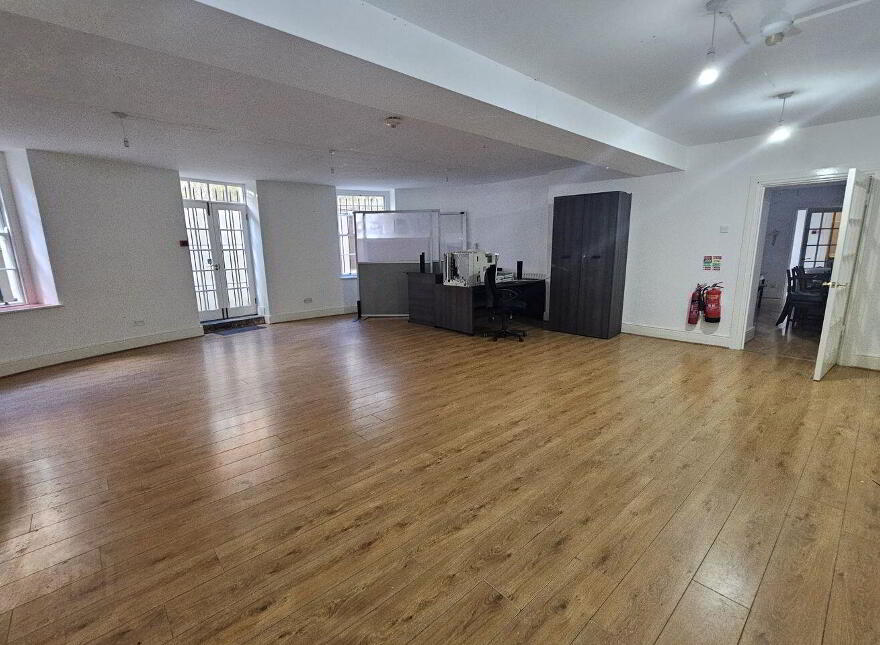 54 Mountjoy Square West, Basement, Dublin 1, D01FY90