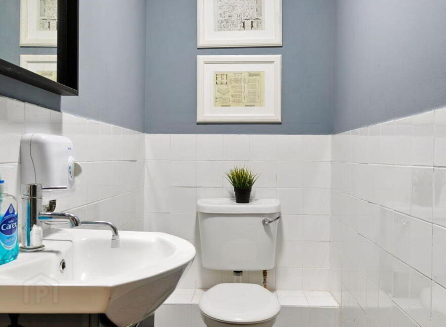 1st Floor, 18 Dame Street, Dublin 2, D02XF59