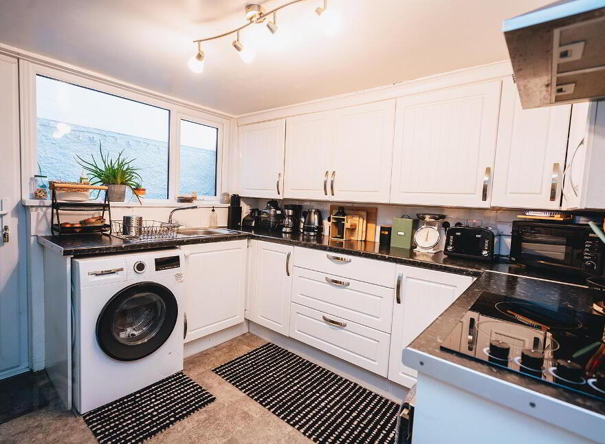 24 Nursery Avenue, Coleraine, BT52 1LP