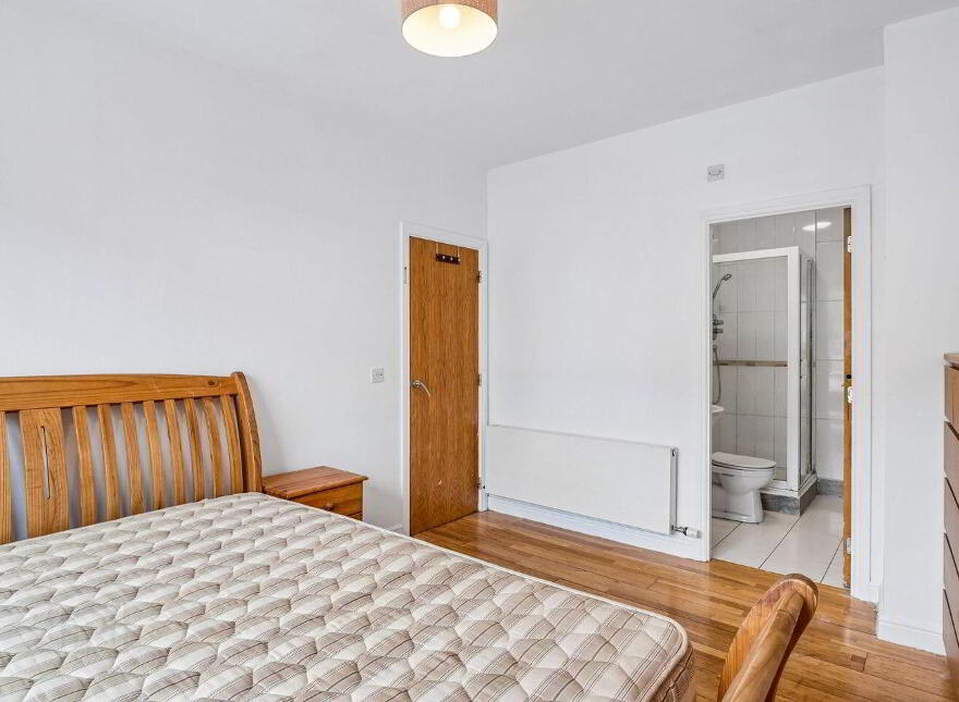 Apartment 196 Bracken Hill, Ballinteer, Ballinteer, D18HK20