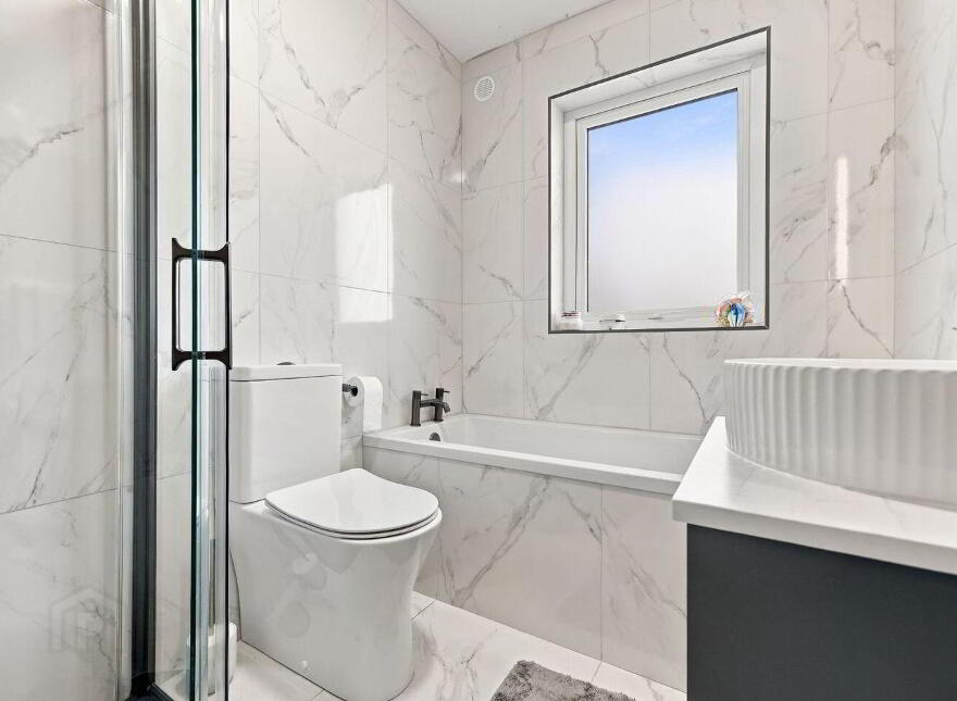 Bishopswood Upper, Dundrum, E34A037