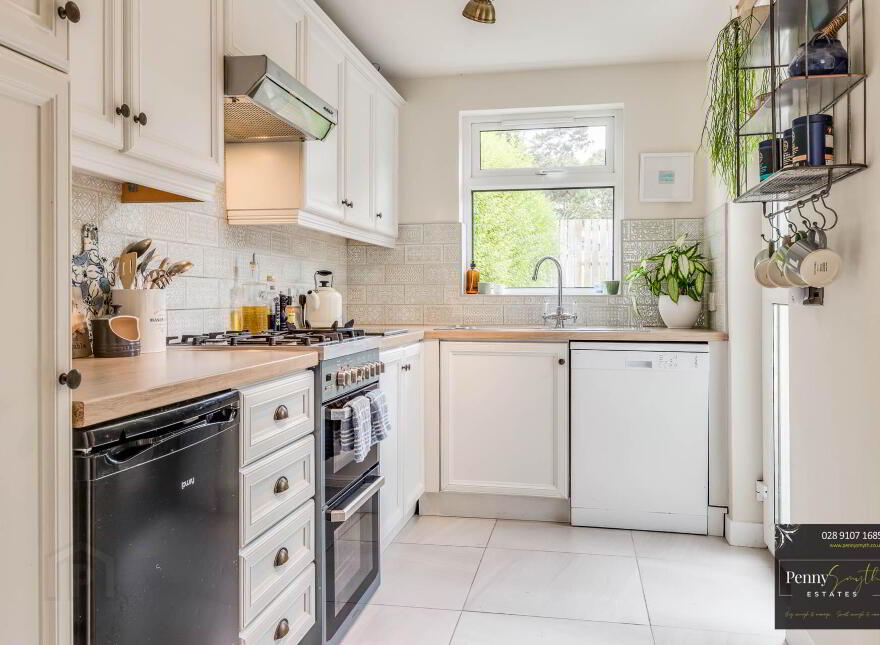 20 Grove Park, Bangor, BT20 5QG
