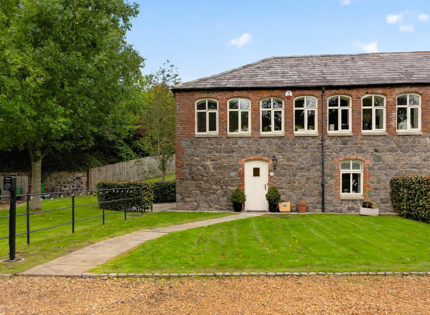 9 Duneight Mill, Lisburn, BT27 5GW