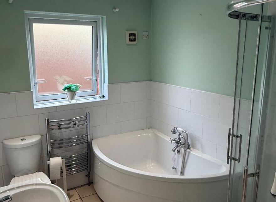 28 Brecanlea, Claudy, BT47 4BN