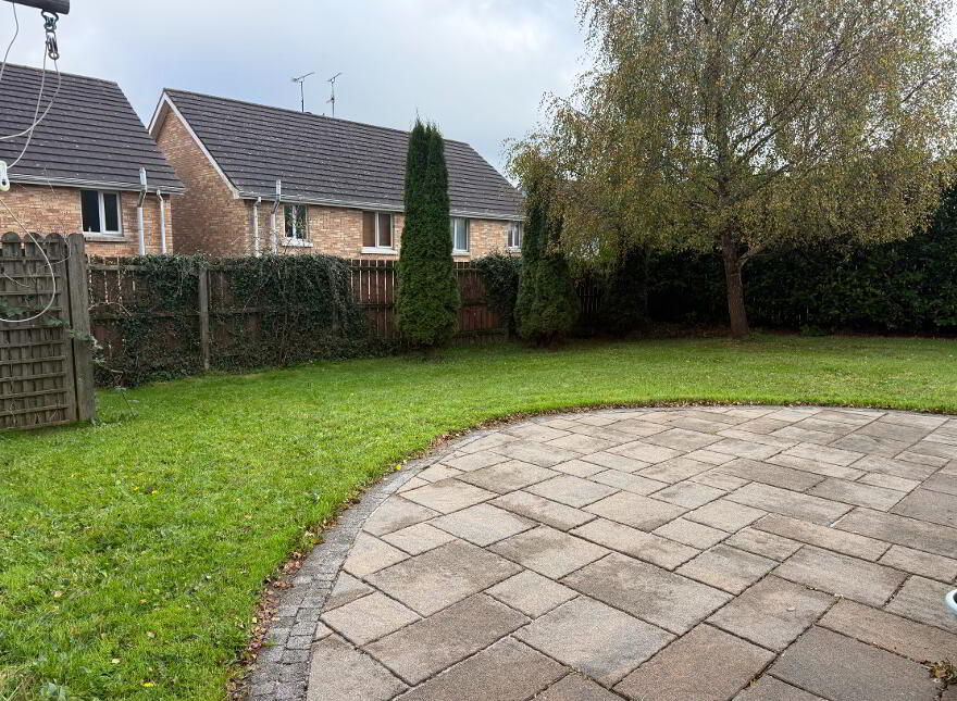 28 Brecanlea, Claudy, BT47 4BN