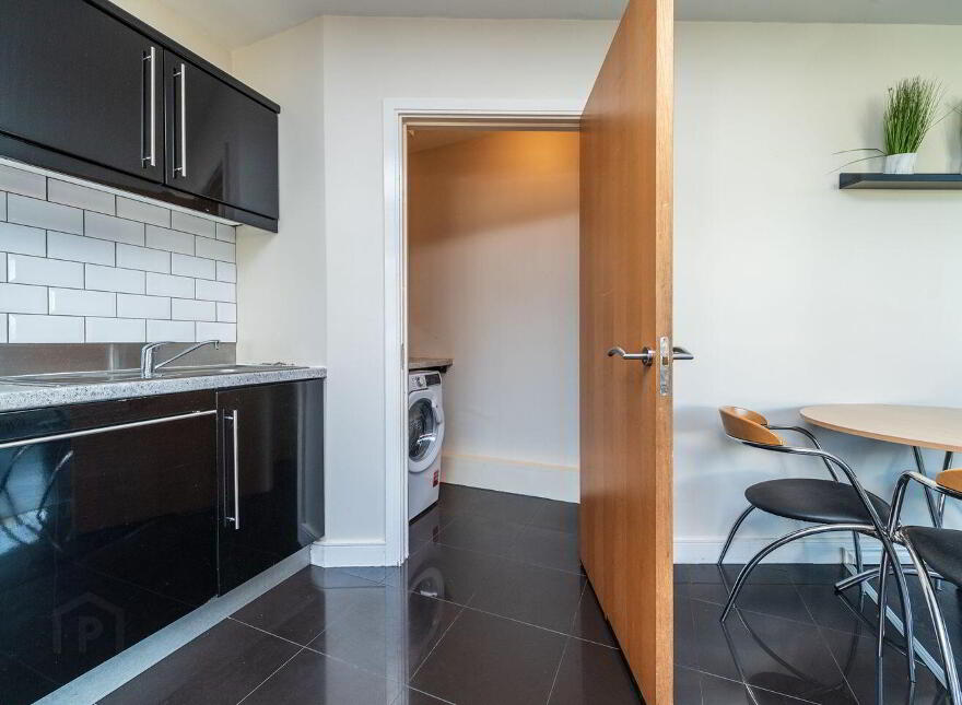3 Station Tower, The Waterways, Sallins, W91RK50