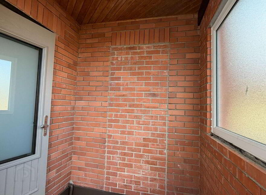 Springmount, Shelbourne Avenue, Ennis Road, V94APP9