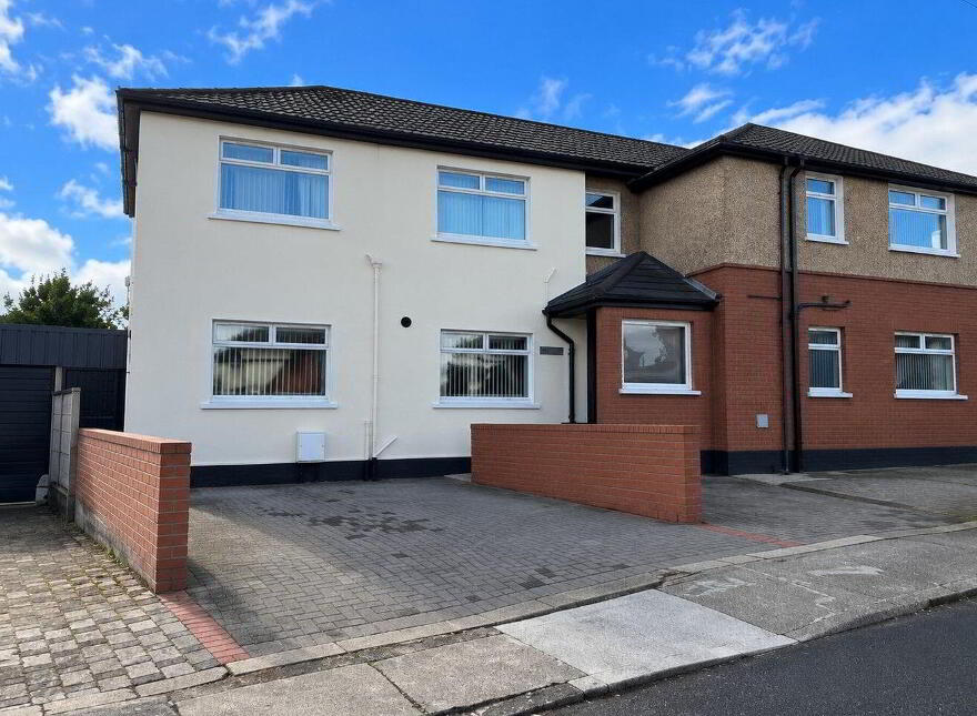 Springmount, Shelbourne Avenue, Ennis Road, V94APP9