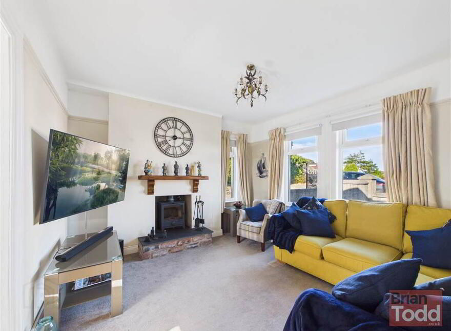 Carrickfergus Road, Larne, BT40 3DA