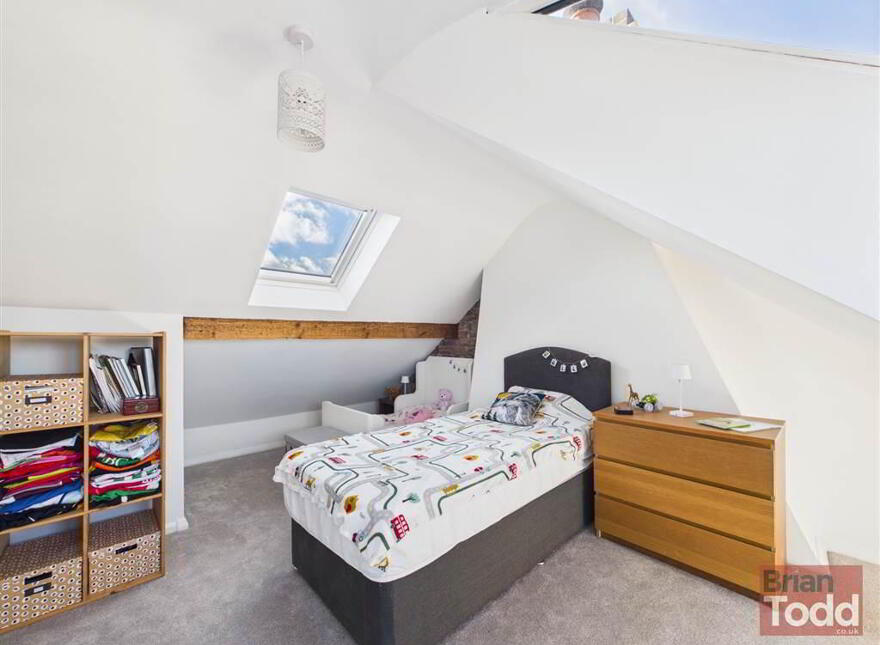 Carrickfergus Road, Larne, BT40 3DA