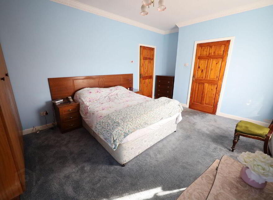 4 Riverside, Carrigaline, P43C868