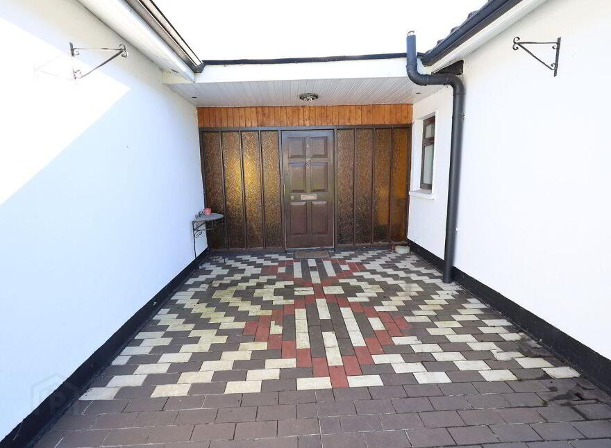4 Riverside, Carrigaline, P43C868