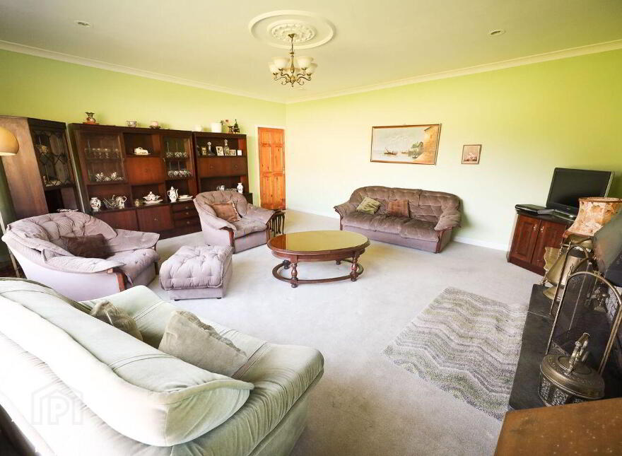 4 Riverside, Carrigaline, P43C868