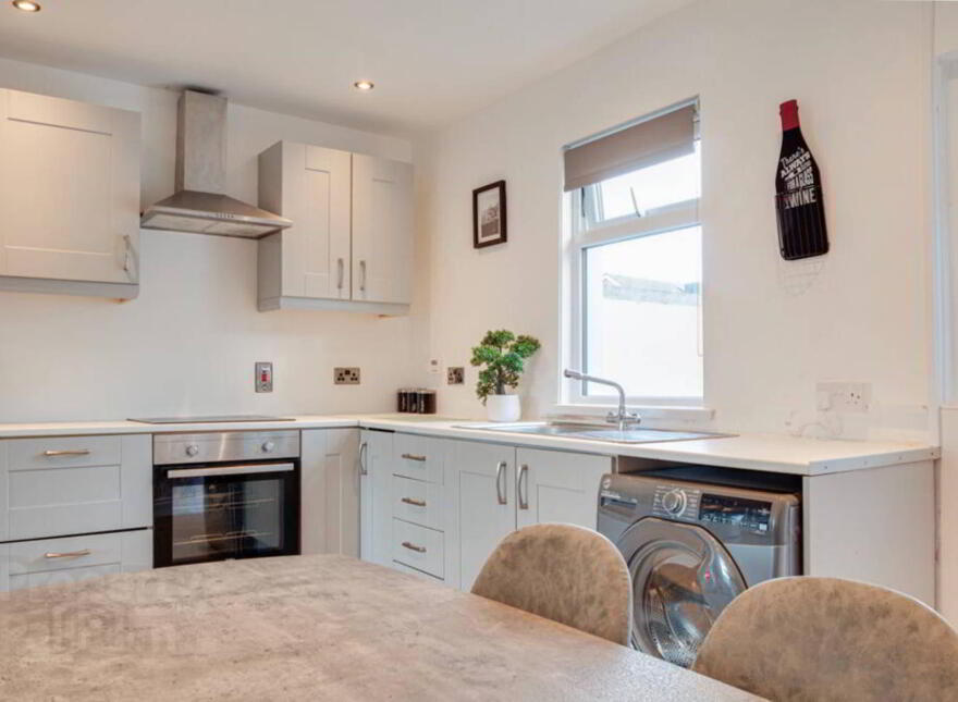 127 Clandeboye Road, Bangor, BT20 3JP