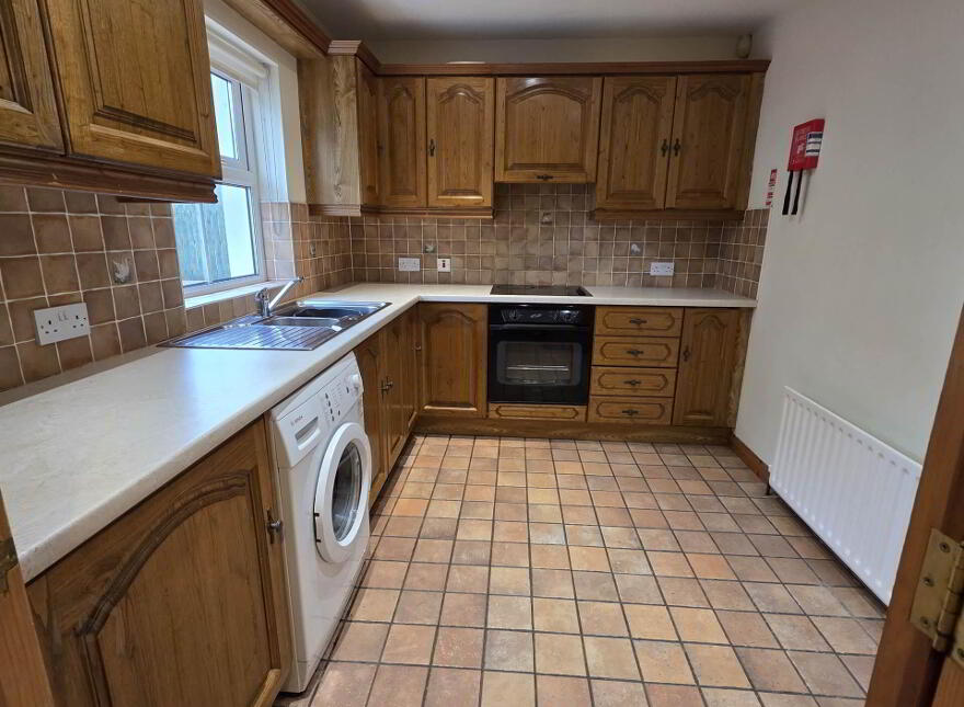 36 Hollybank, Lisnaskea, BT92 0GE