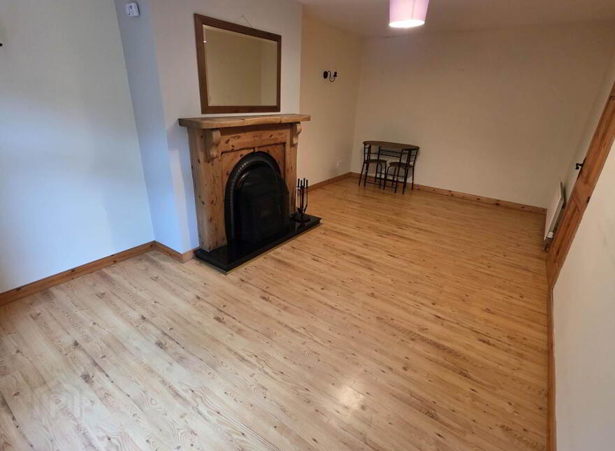 36 Hollybank, Lisnaskea, BT92 0GE