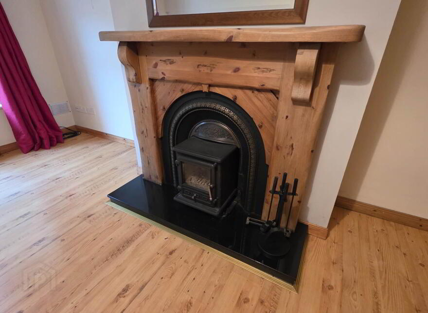 36 Hollybank, Lisnaskea, BT92 0GE