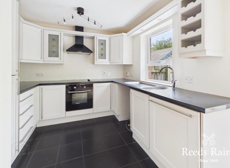 71 Causeway Meadows, Lisburn, BT28 2GE