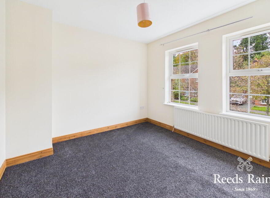 71 Causeway Meadows, Lisburn, BT28 2GE