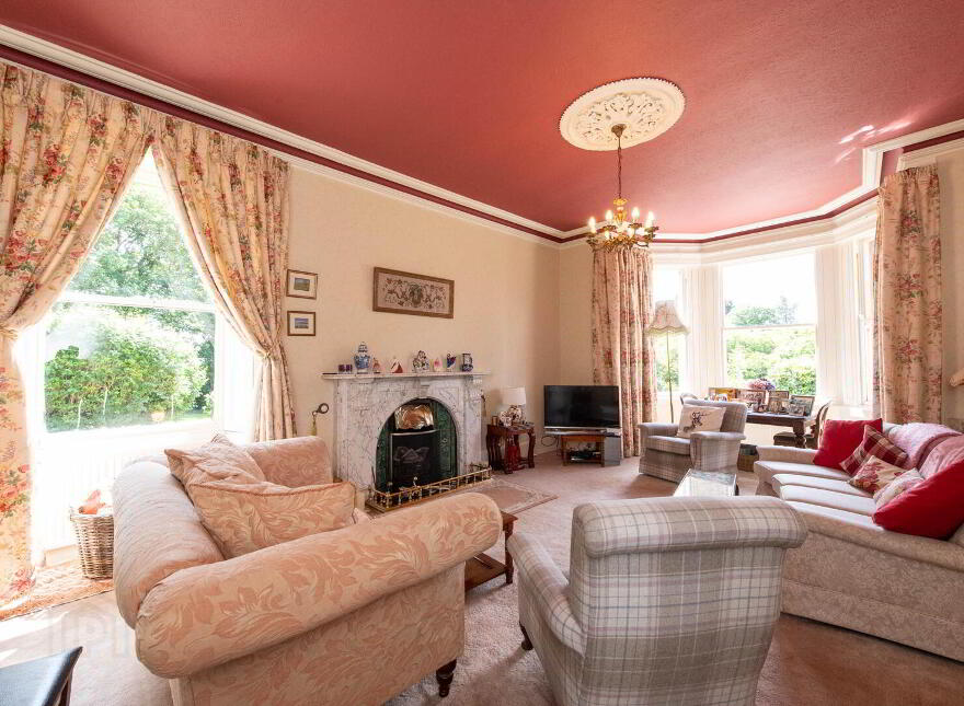 "Leiganfield House", 571 Doagh Road, Newtownabbey, BT36 5RY