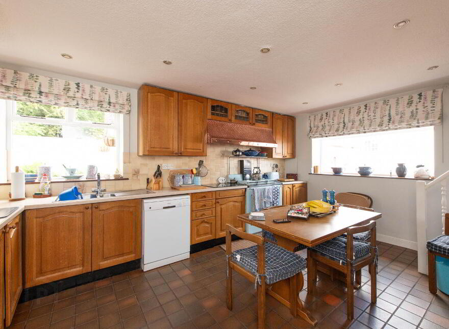 "Leiganfield House", 571 Doagh Road, Newtownabbey, BT36 5RY