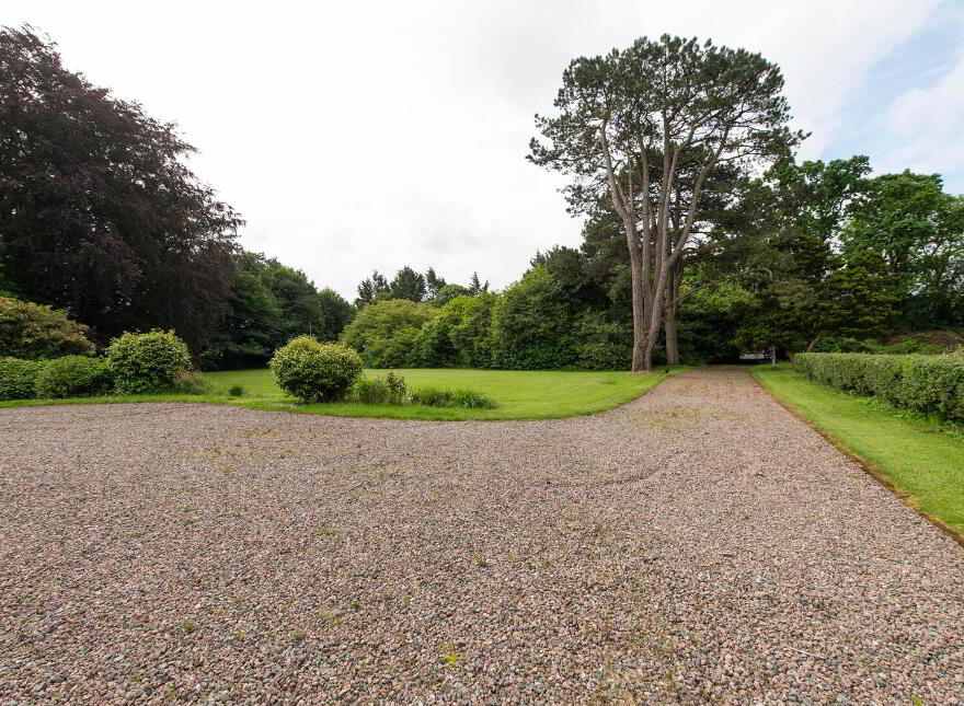 "Leiganfield House", 571 Doagh Road, Newtownabbey, BT36 5RY