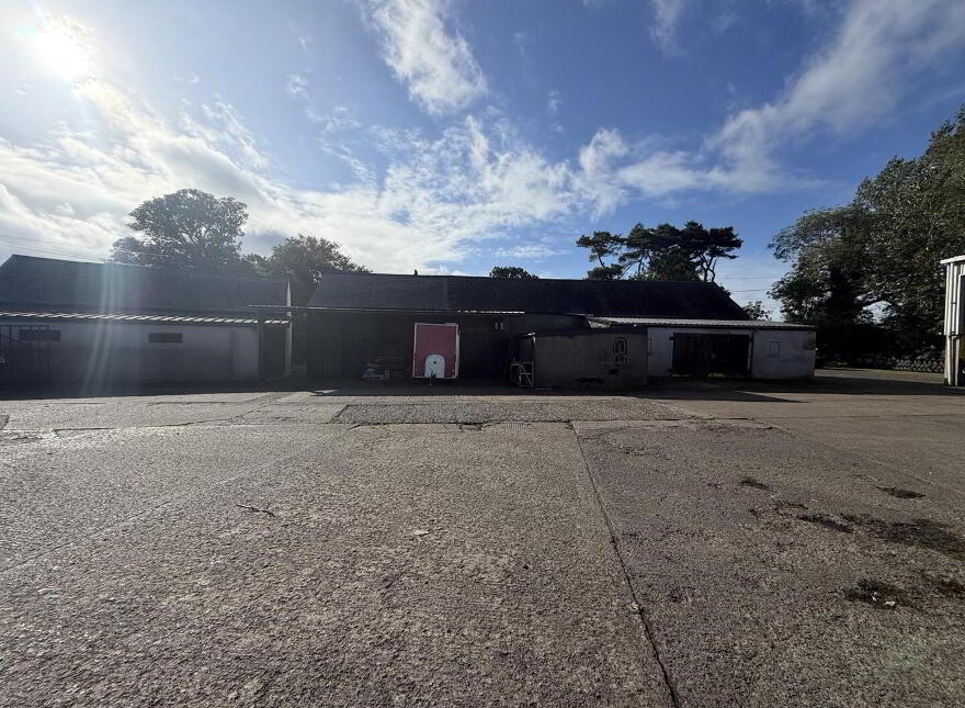 "Leiganfield House", 571 Doagh Road, Newtownabbey, BT36 5RY