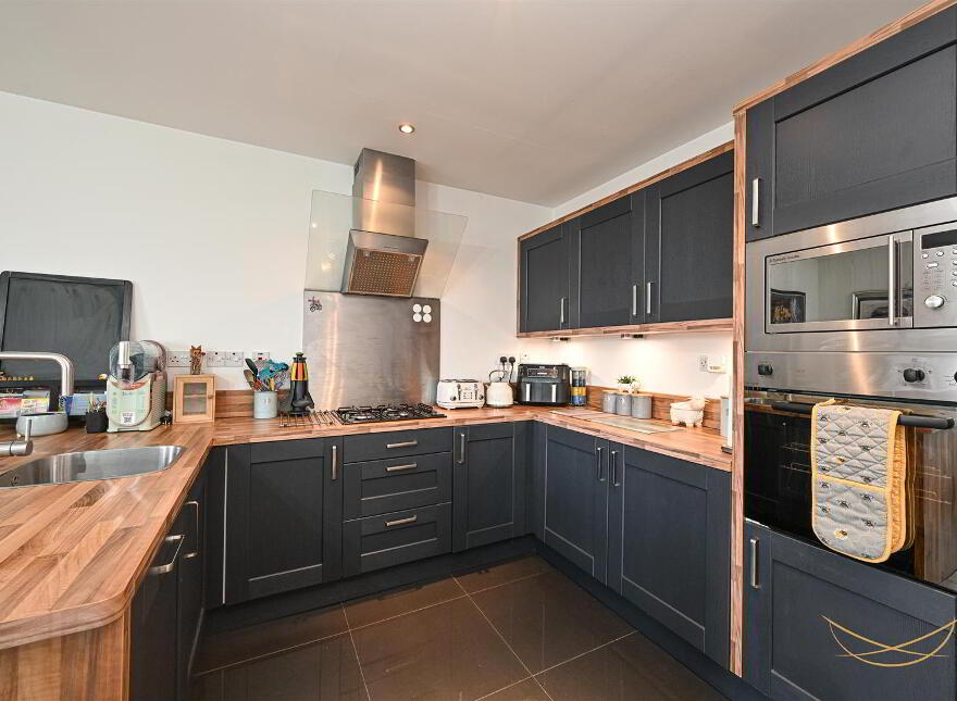 25 Loughshore Courtyard, Newtownabbey, BT37 0ZS