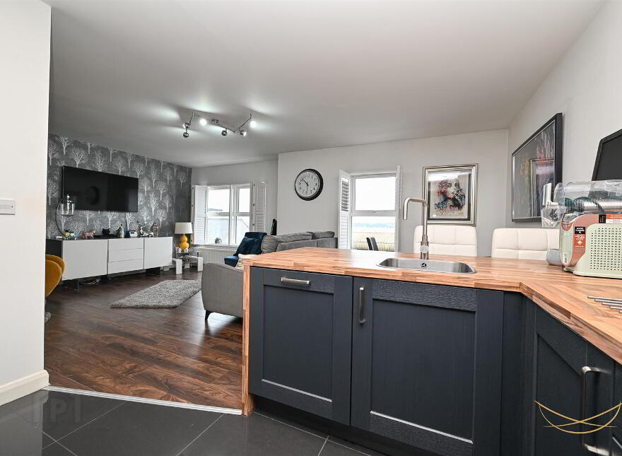 25 Loughshore Courtyard, Newtownabbey, BT37 0ZS