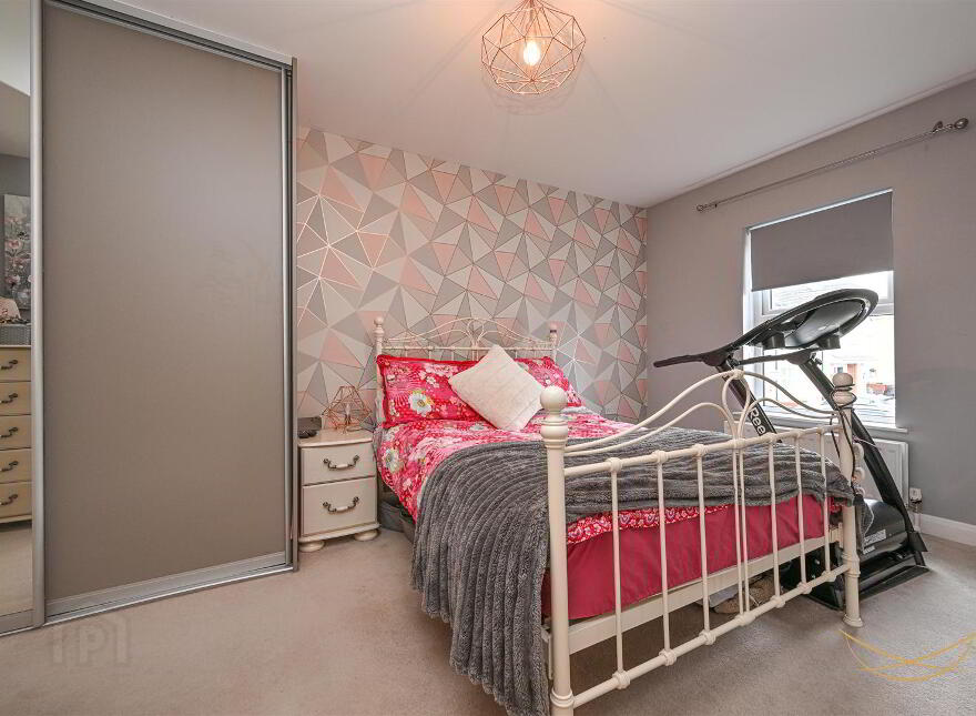 25 Loughshore Courtyard, Newtownabbey, BT37 0ZS