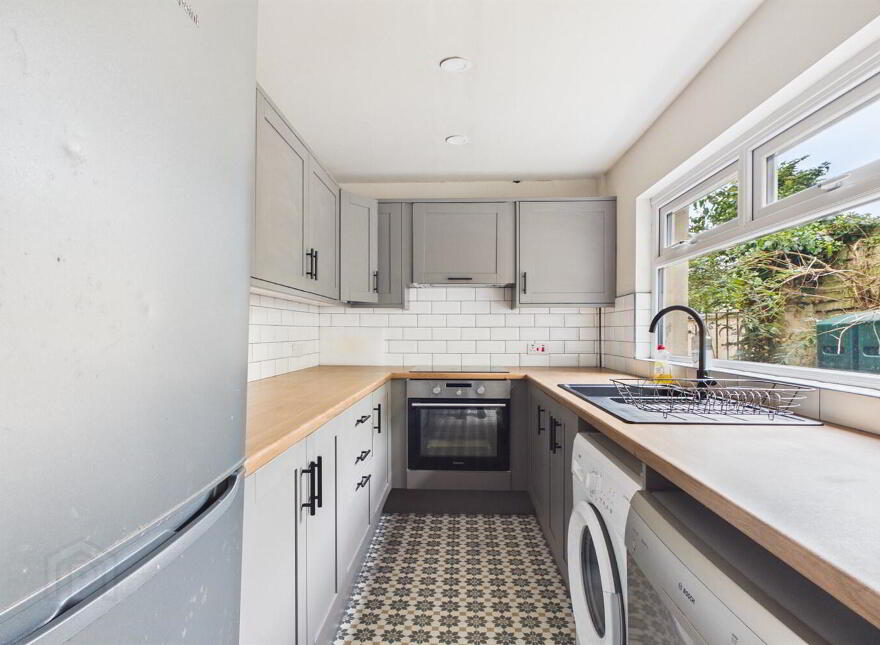 79 London Road, Belfast, BT6 8EZ