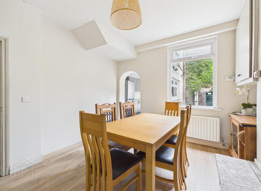 79 London Road, Belfast, BT6 8EZ