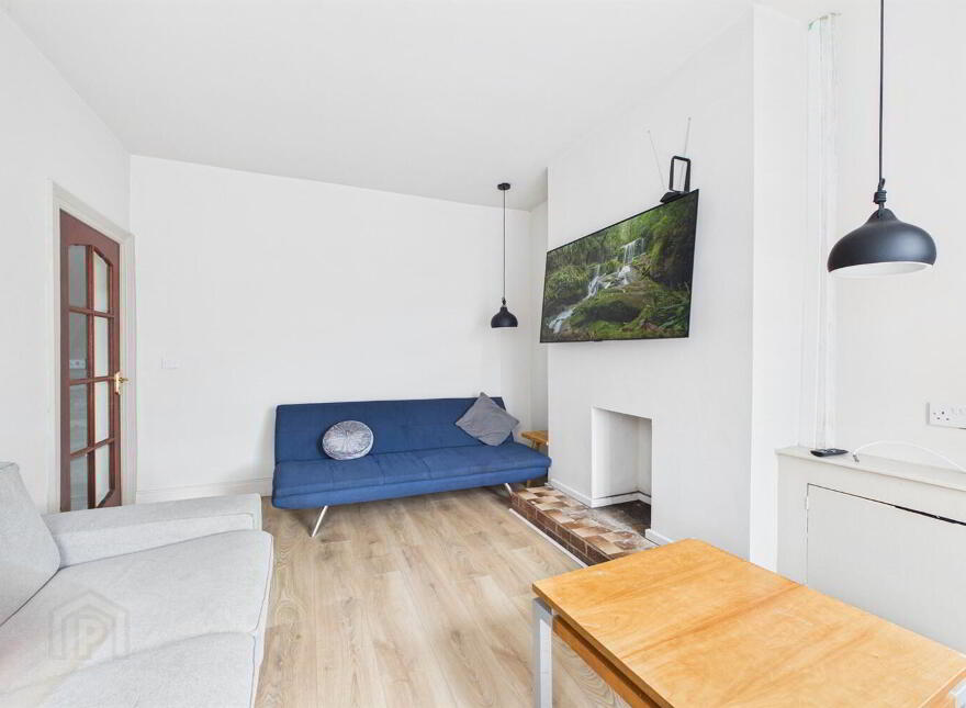 79 London Road, Belfast, BT6 8EZ