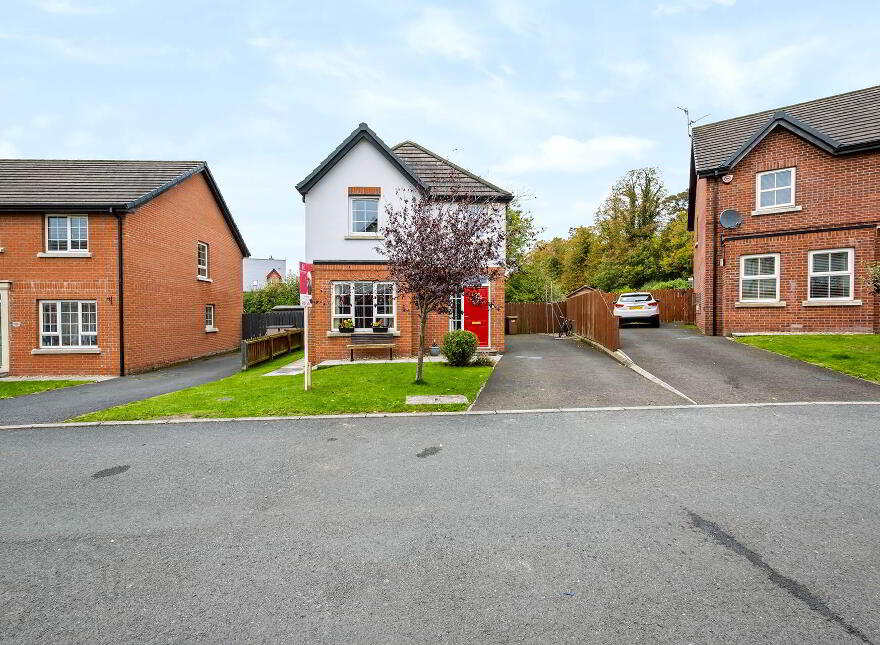 387 Belvedere Manor, Lurgan, Craigavon, BT67 9NT