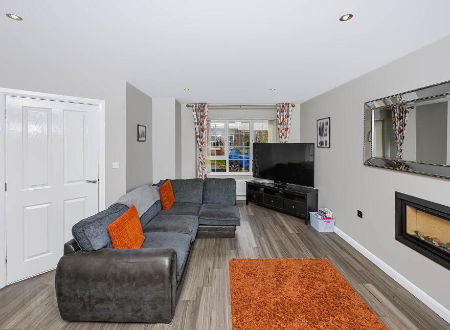 387 Belvedere Manor, Lurgan, Craigavon, BT67 9NT