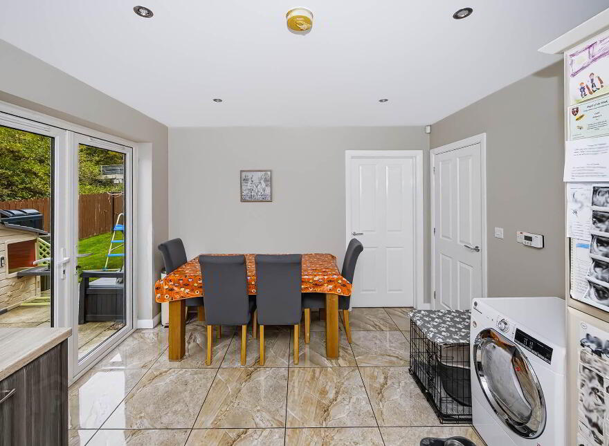 387 Belvedere Manor, Lurgan, Craigavon, BT67 9NT