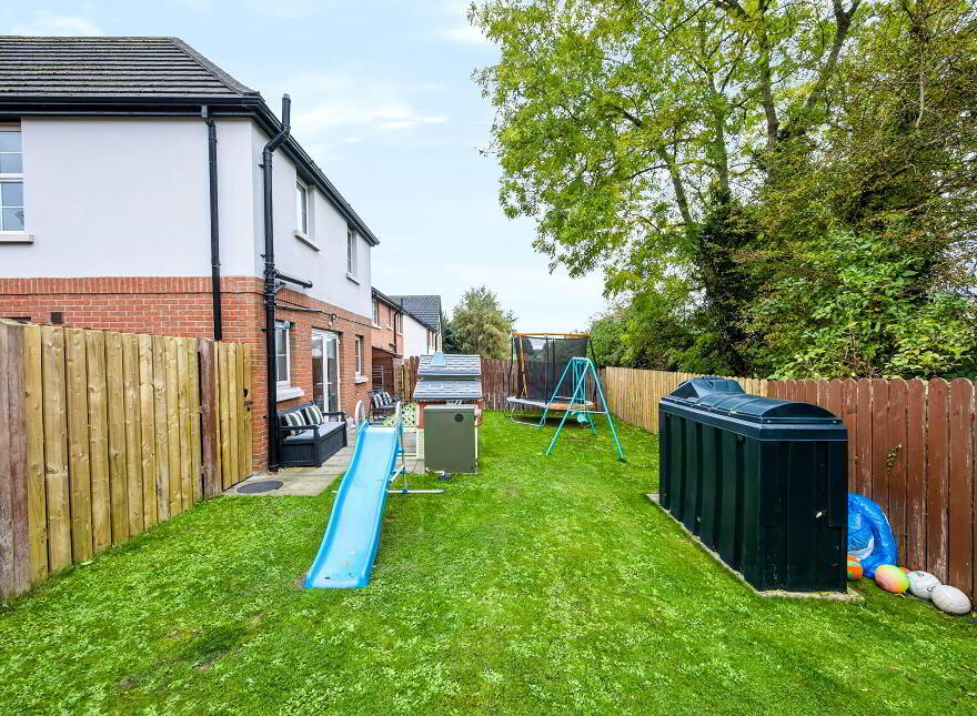 387 Belvedere Manor, Lurgan, Craigavon, BT67 9NT
