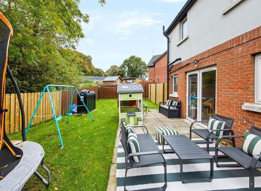387 Belvedere Manor, Lurgan, Craigavon, BT67 9NT