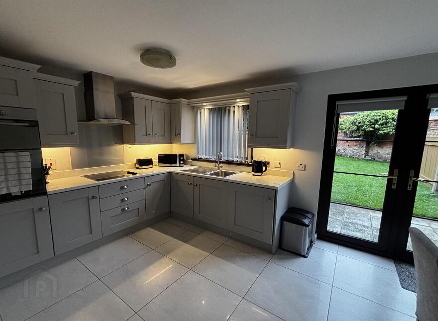 13 Whitehall Mews, Belfast, BT7 3GE