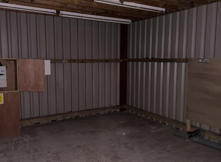 Warehouse Redbrae Business Park, 3P Drumalig Road, Temple, Lisburn, BT27 6UD