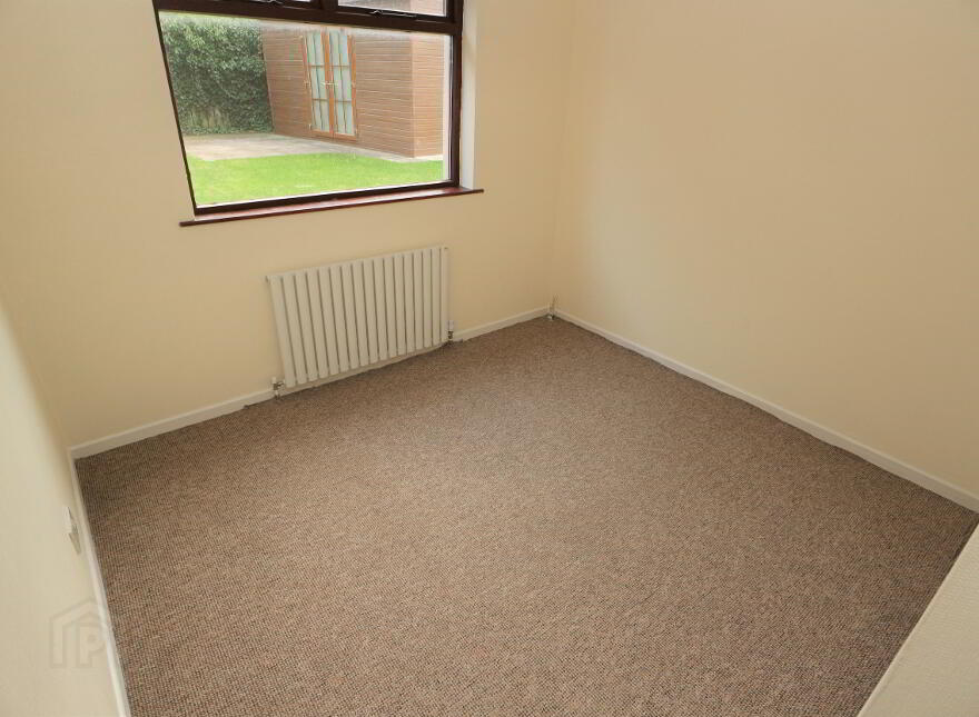 89 Larne Road, Carrickfergus, BT38 7NH