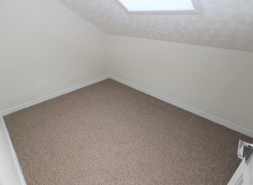 89 Larne Road, Carrickfergus, BT38 7NH
