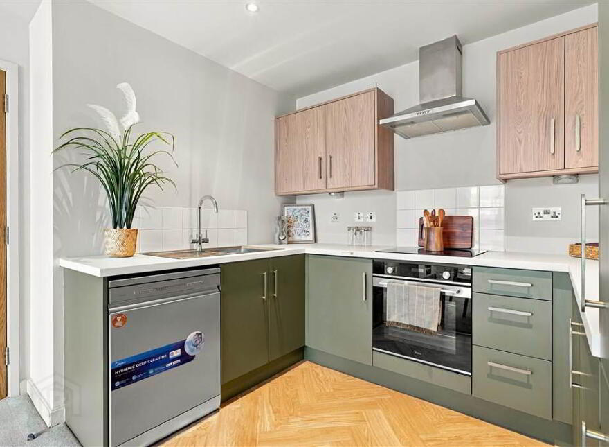 11.02 The Obel, 62 Donegall Quay, Belfast, BT1 3NH