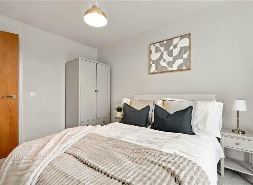 11.02 The Obel, 62 Donegall Quay, Belfast, BT1 3NH