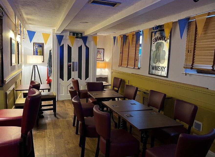 The Hill Inn, Barrack St, Cahir, E21VF95