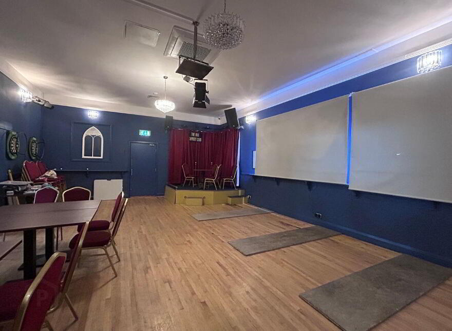 The Hill Inn, Barrack St, Cahir, E21VF95